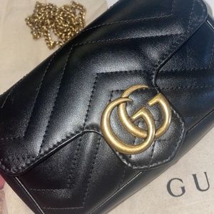 Gucci GG Marmont super mini bag